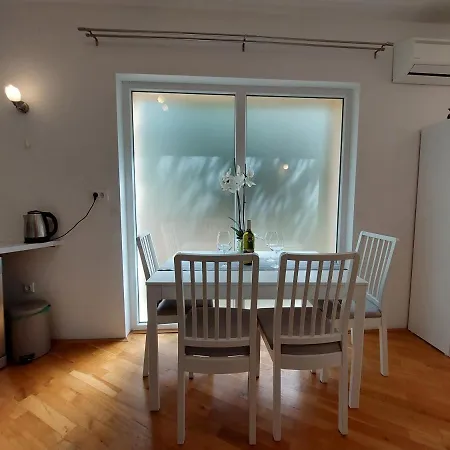 Apartament By The Sea Malinska, Krk - 19286