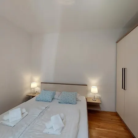 By The Sea Malinska, Krk - 19286 Apartament